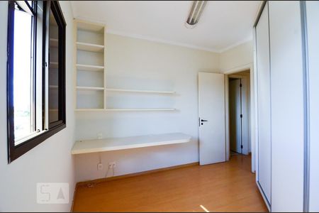 Apartamento à venda com 90m², 3 quartos e 2 vagasQuarto 2