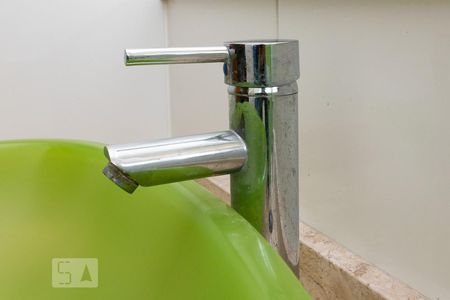 Apartamento à venda com 300m², 3 quartos e 4 vagasBanheiro da suíte