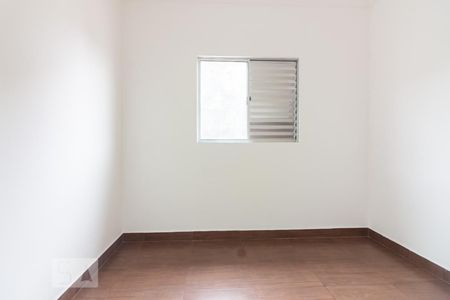 Quarto 2 de casa para alugar com 2 quartos, 60m² em Vila Yolanda, Osasco