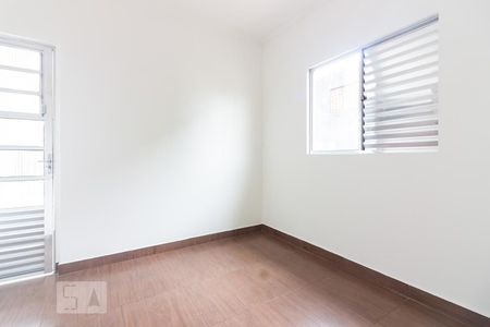 Quarto 2 de casa para alugar com 2 quartos, 60m² em Vila Yolanda, Osasco