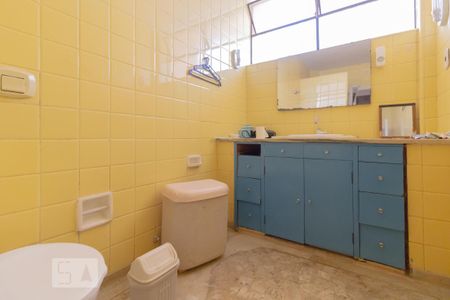 Apartamento para alugar com 110m², 3 quartos e 1 vaga Apartamento para alugar com 110m², 3 quartos e 1 vagaBanheiro 2
