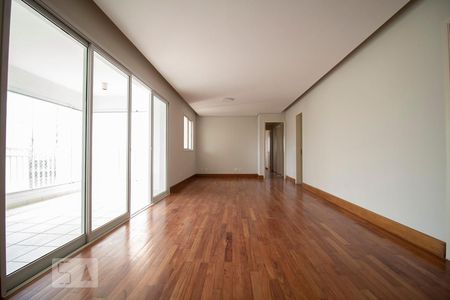 Apartamento para alugar com 121m², 3 quartos e 2 vagasSala