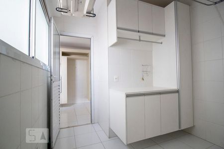 Apartamento para alugar com 121m², 3 quartos e 2 vagasÁrea de Serviço