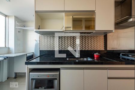 Sala/cozinha de apartamento à venda com 3 quartos, 90m² em Sagrada Família, Belo Horizonte