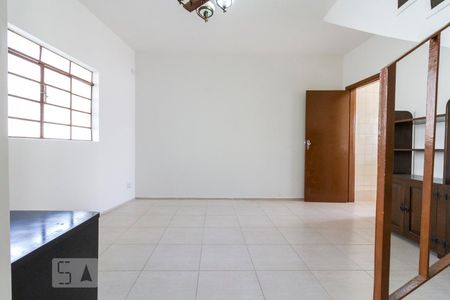 Sala  de casa para alugar com 2 quartos, 85m² em Penha de França, São Paulo