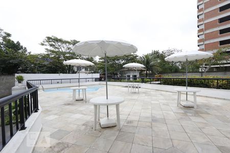 Apartamento à venda com 45m², 2 quartos e 1 vagaÁrea comum - Piscina