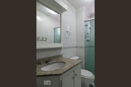 Banheiro de apartamento à venda com 2 quartos, 69m² em Ipiranga, São Paulo