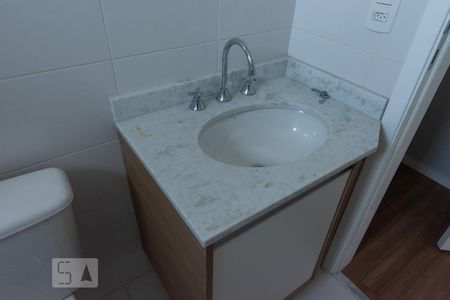 Apartamento para alugar com 70m², 2 quartos e 1 vaga Apartamento para alugar com 70m², 2 quartos e 1 vagaSuíte - banheiro