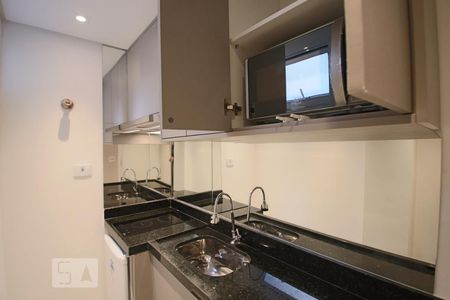Cozinha de kitnet/studio à venda com 1 quarto, 30m² em Bela Vista, São Paulo