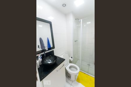 Banheiro de apartamento à venda com 1 quarto, 36m² em Vila Prudente, São Paulo
