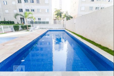 Apartamento à venda com 36m², 1 quarto e sem vaga Apartamento à venda com 36m², 1 quarto e sem vagaÁrea comum - Piscina