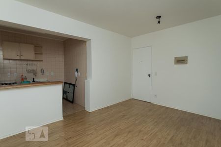 Sala de kitnet/studio para alugar com 1 quarto, 45m² em Perdizes, São Paulo
