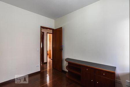 Apartamento à venda com 126m², 4 quartos e 2 vagasQuarto 2