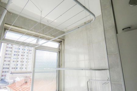 Apartamento à venda com 79m², 3 quartos e 1 vagaÁrea de serviço 