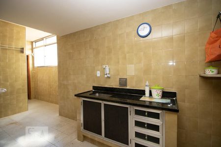 Apartamento à venda com 77m², 2 quartos e 1 vagaCozinha