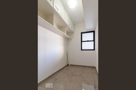 Apartamento para alugar com 110m², 3 quartos e 2 vagas Apartamento para alugar com 110m², 3 quartos e 2 vagasQuarto de Serviço