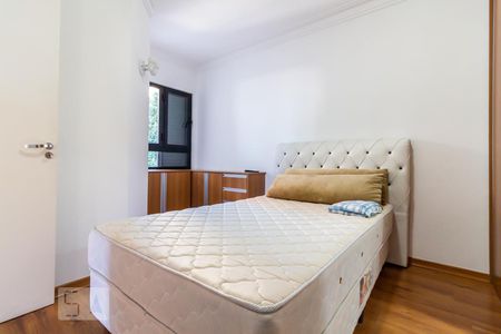 Apartamento para alugar com 110m², 3 quartos e 2 vagas Apartamento para alugar com 110m², 3 quartos e 2 vagasSuíte