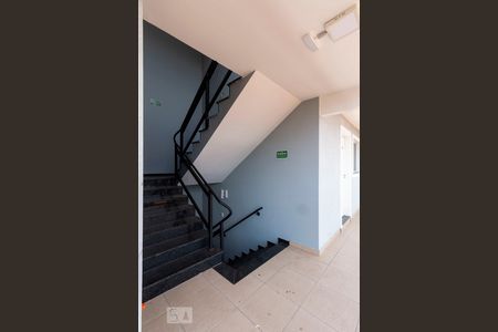Apartamento para alugar com 31m², 1 quarto e sem vagaEscada de acesso