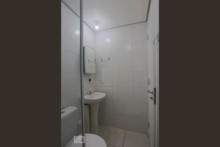 Banheiro de apartamento para alugar com 1 quarto, 37m² em Liberdade, São Paulo