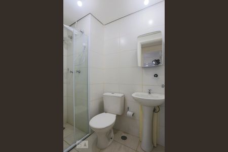 Banheiro de apartamento para alugar com 1 quarto, 37m² em Liberdade, São Paulo