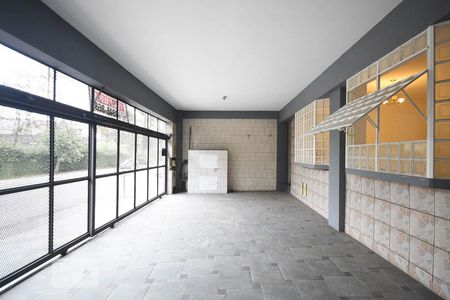 Casa à venda com 280m², 4 quartos e 4 vagasGaragem