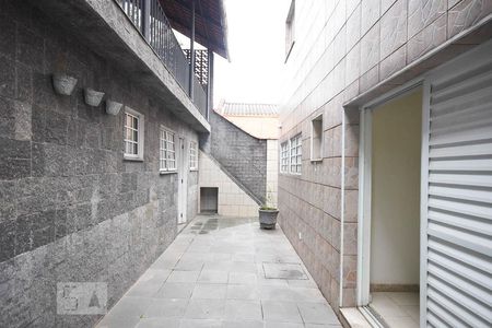 Casa à venda com 280m², 4 quartos e 4 vagasÁrea de Serviço
