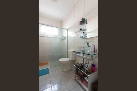 Banheiro  de casa à venda com 3 quartos, 150m² em Jardim Colorado, São Paulo