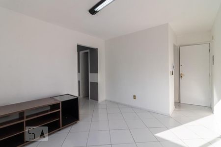 Sala de apartamento para alugar com 3 quartos, 70m² em Fazendinha, Curitiba