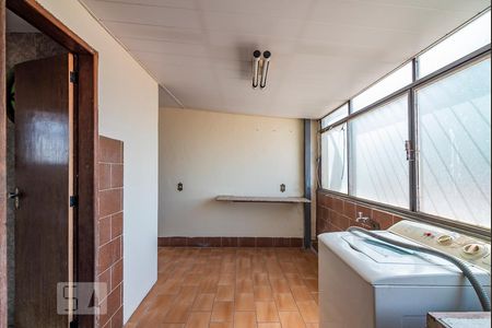 Apartamento à venda com 182m², 4 quartos e 1 vagaÁrea de Serviço