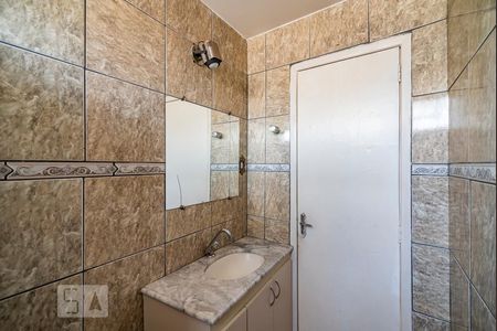 Banheiro de apartamento à venda com 4 quartos, 182m² em Sagrada Família, Belo Horizonte