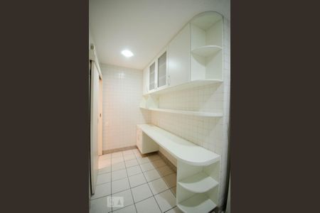 Apartamento para alugar com 87m², 2 quartos e 1 vaga Apartamento para alugar com 87m², 2 quartos e 1 vagaCozinha
