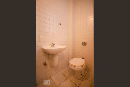 Apartamento para alugar com 87m², 2 quartos e 1 vaga Apartamento para alugar com 87m², 2 quartos e 1 vagaBanheiro de Serviço
