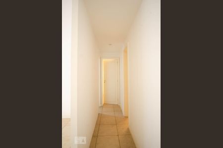 Apartamento para alugar com 87m², 2 quartos e 1 vaga Apartamento para alugar com 87m², 2 quartos e 1 vagaCorredor de acesso aos dormitórios