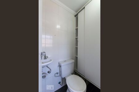 Apartamento à venda com 64m², 2 quartos e 1 vagaBanheiro de serviço