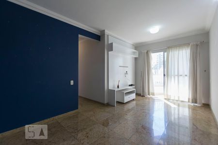 Sala de apartamento à venda com 2 quartos, 64m² em Vila Gumercindo, São Paulo