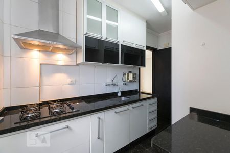 Apartamento à venda com 64m², 2 quartos e 1 vagaCozinha