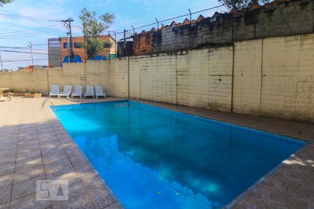 Apartamento à venda com 40m², 1 quarto e sem vaga Apartamento à venda com 40m², 1 quarto e sem vagaÁrea comum - Piscina