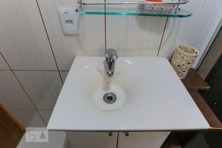 Banheiro de apartamento à venda com 1 quarto, 40m² em Água Funda, São Paulo
