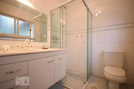 Banheiro Suíte 2 de casa à venda com 3 quartos, 475m² em Jardim Morumbi, São Paulo