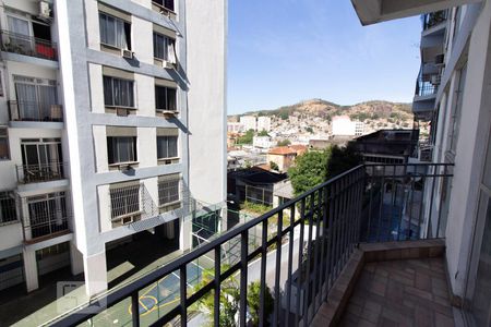 Vista da sala/varanda de apartamento à venda com 2 quartos, 64m² em Engenho Novo, Rio de Janeiro