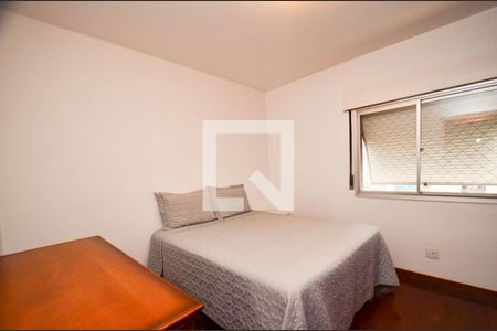 Apartamento à venda com 200m², 4 quartos e 2 vagasQuarto3