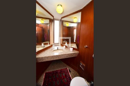 Apartamento à venda com 200m², 4 quartos e 2 vagasLavabo social