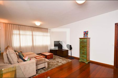 Sala de estar de apartamento à venda com 4 quartos, 200m² em Serra, Belo Horizonte