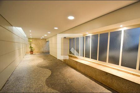 Apartamento à venda com 200m², 4 quartos e 2 vagasHall de entrada