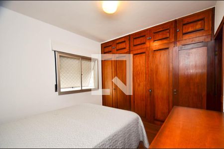 Apartamento à venda com 200m², 4 quartos e 2 vagasQuarto3