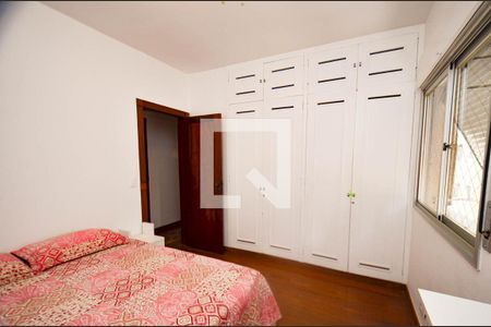 Apartamento à venda com 200m², 4 quartos e 2 vagasQuarto2