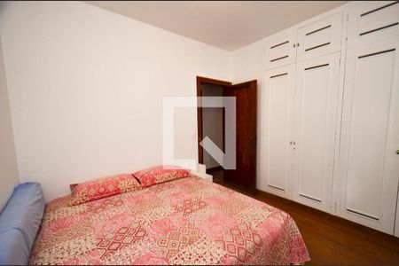 Apartamento à venda com 200m², 4 quartos e 2 vagasQuarto2