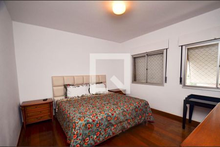 Apartamento à venda com 200m², 4 quartos e 2 vagasSuite