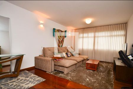 Sala de estar de apartamento à venda com 4 quartos, 200m² em Serra, Belo Horizonte