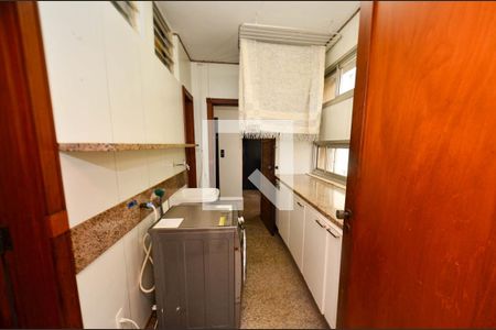 Apartamento à venda com 200m², 4 quartos e 2 vagasÁrea serviço